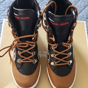 Michael Kors Womens Brooke Printed Haircalf Bootie Camel Size 8